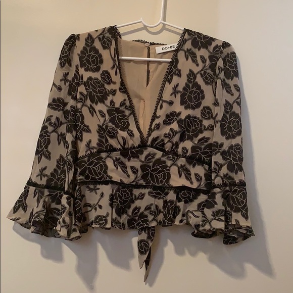LAST 1️⃣ 🥰 Taupe\Black Floral Blouse 🥰 - Picture 4 of 5